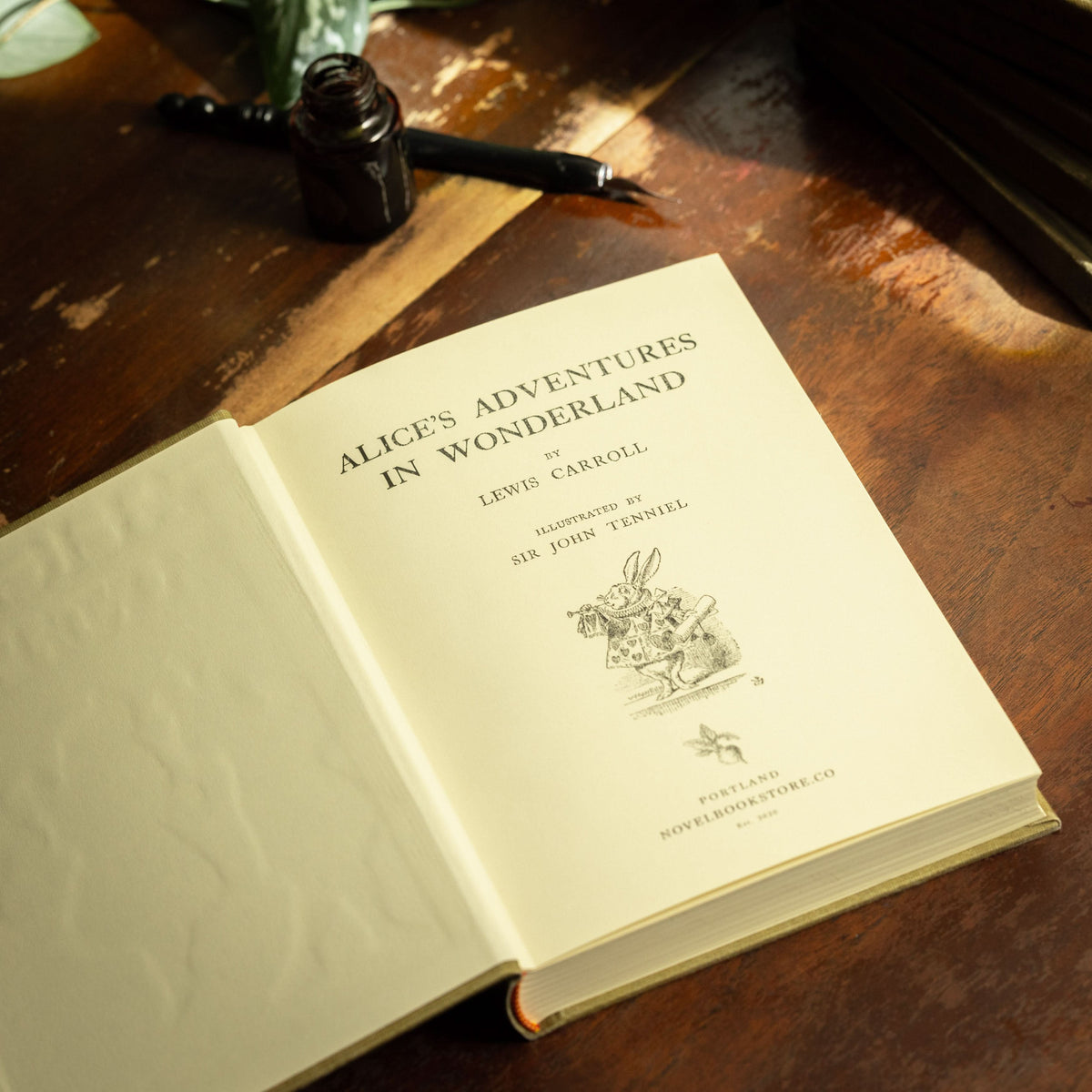 CARNET - Alice au pays des merveilles de Lewis Carroll, édition 1865